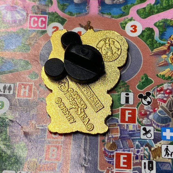 Tokyo Disney Sea Abu Aladdin Pin - Picture 2 of 3